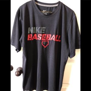 🌻Nike men’s baseball dri fit shirt large🌻